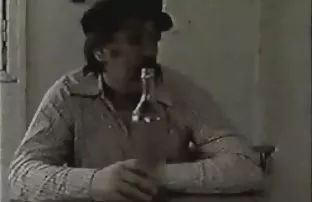 Các cô gái hút vào c ...