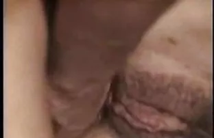 Tôi đã cho cô ấy tìn ...